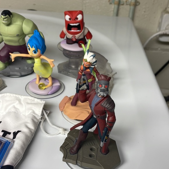 Disney Infinity Lot. XBOX ONE game, 2 platforms 2 discs w/bag and var figs - Picture 5 of 10